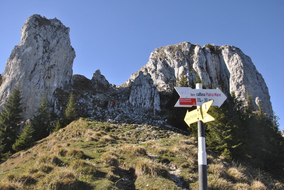 Masivul Piatra Mare
